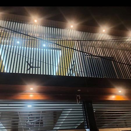 Hotel O Home Aditya Inn Suits Homestay Ayodhya Exteriér fotografie